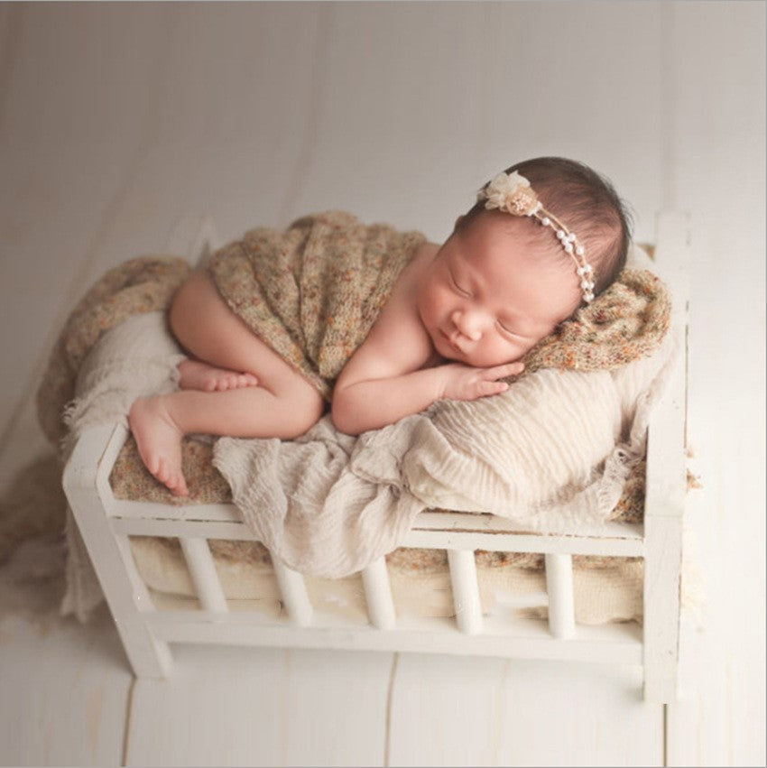 Newborn baby cheap wooden bed